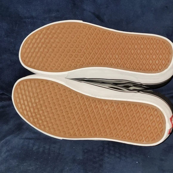 New Vans Atwood Faded Flame Deluxe sizes 8.5,11,11.5 and 12 - Picture 5 of 6